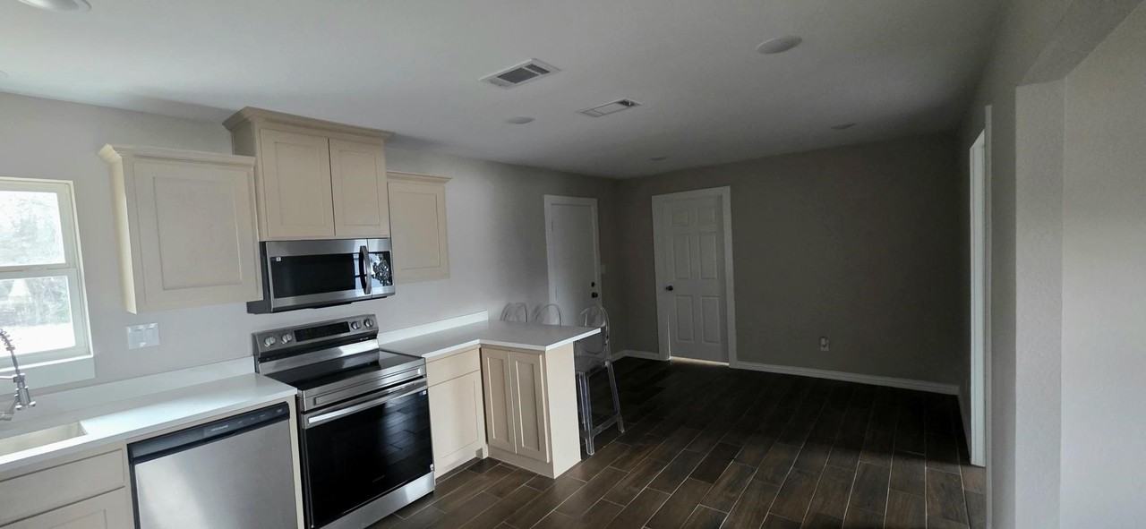 4017 Pickett St - Photo 6 of 13