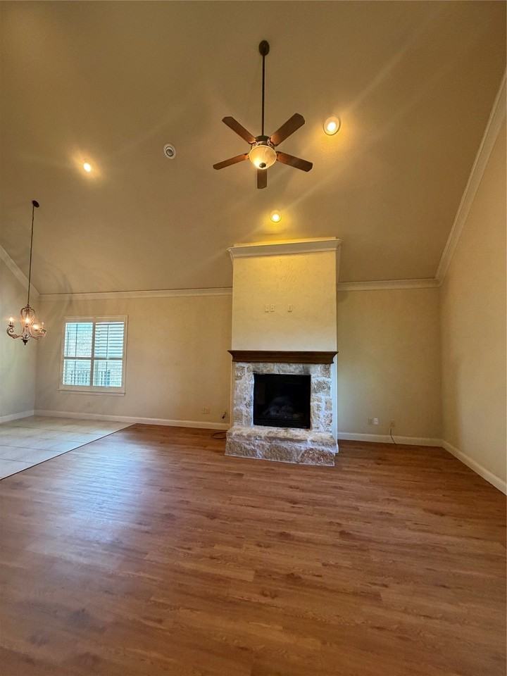 809 S Alamo Rd - Photo 2 of 17