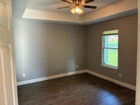 110 Bowie St - Photo 6 of 9