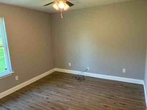 110 Bowie St - Photo 7 of 9