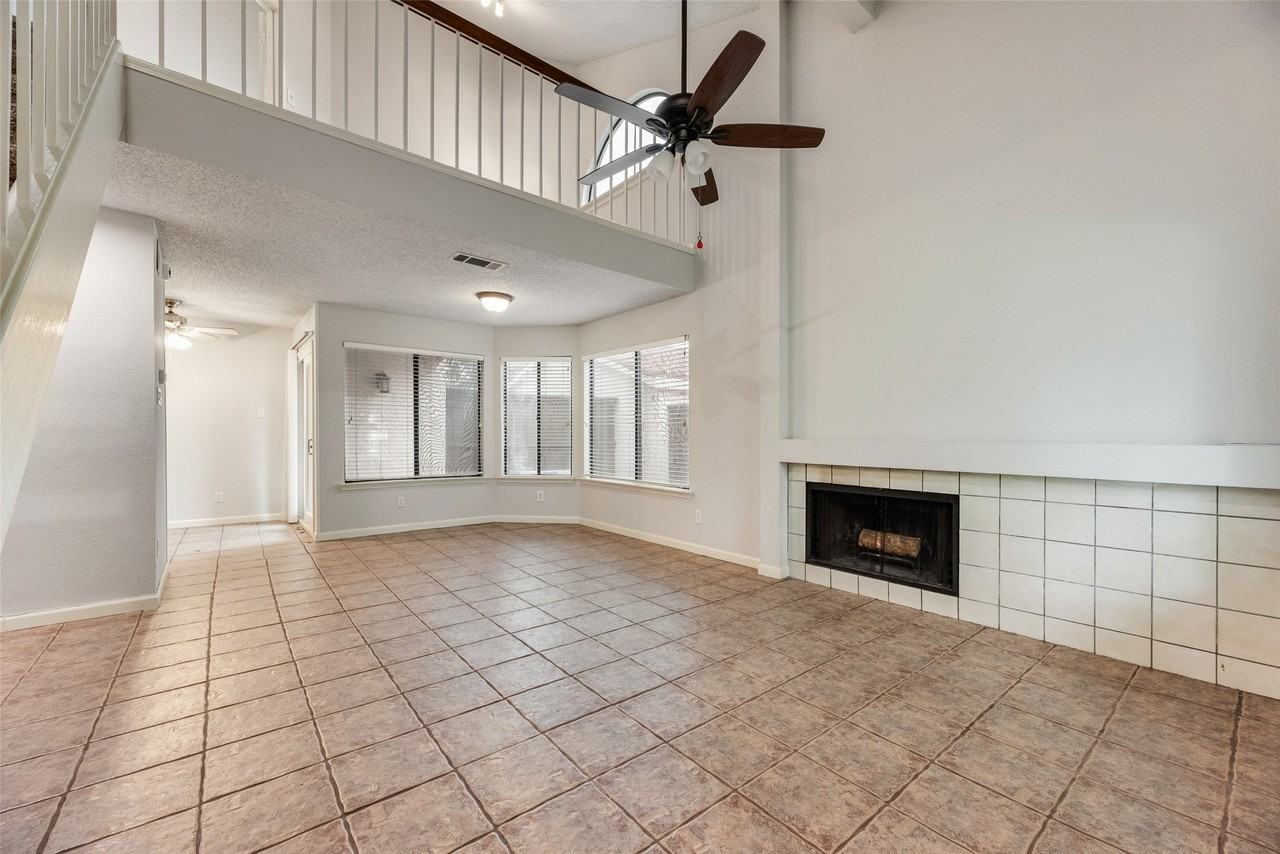 511 Ranch Trl #117 - Photo 3 of 22
