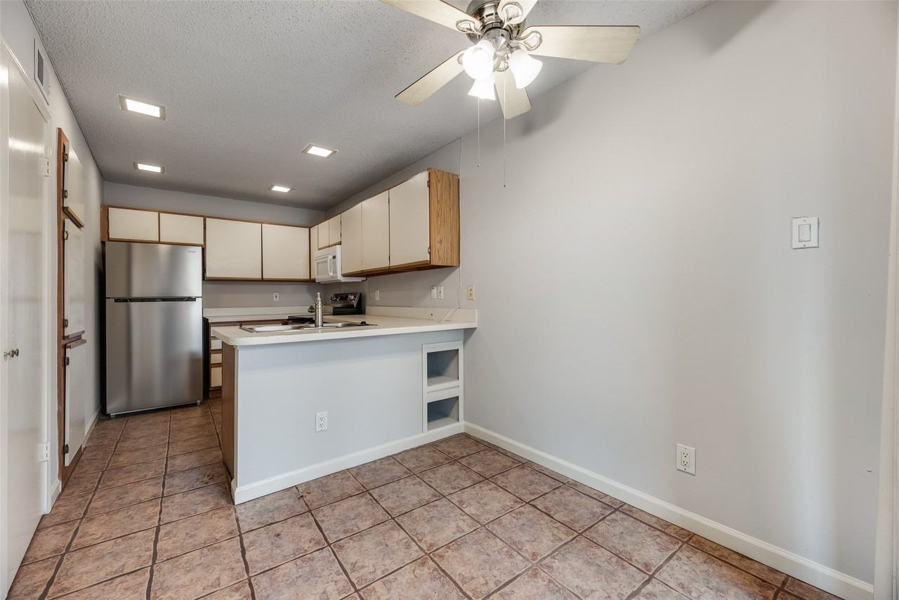 511 Ranch Trl #117 - Photo 6 of 22
