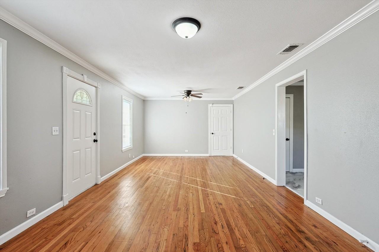 3120 Sappington Pl - Photo 6 of 28