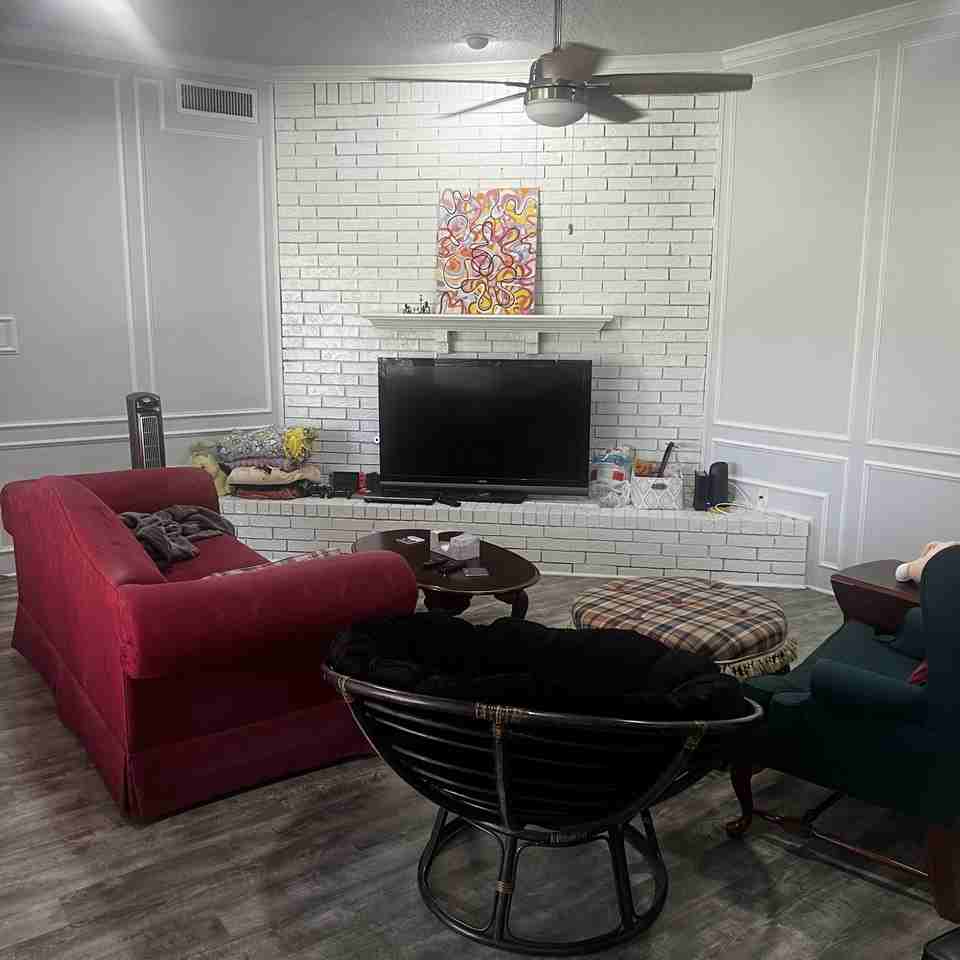 2029 Springwood Pl #A - Photo 2 of 9