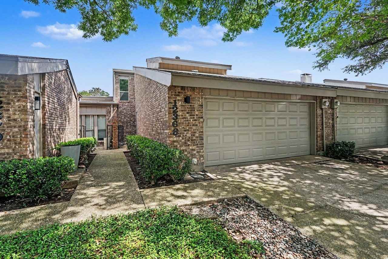 12368 Montego Plz - Photo 2 of 34