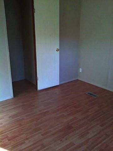 4507 Marshall St - Photo 3 of 9