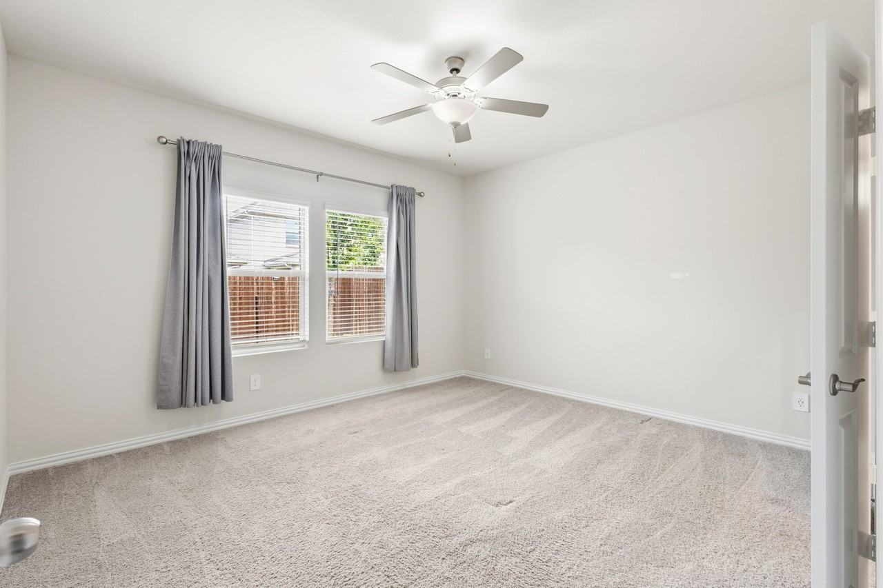206 Goosewood Dr - Photo 6 of 19