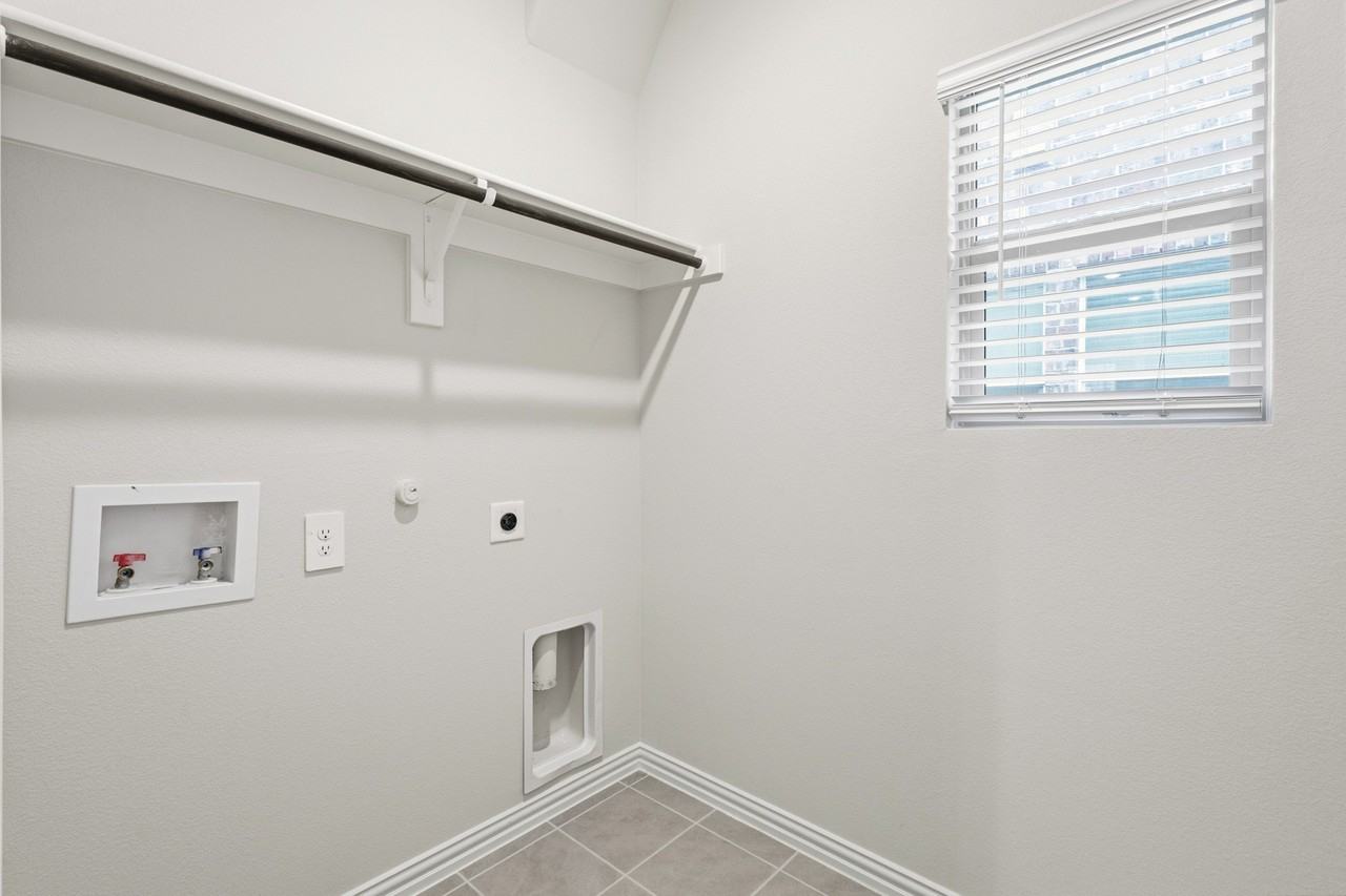 206 Goosewood Dr - Photo 7 of 19