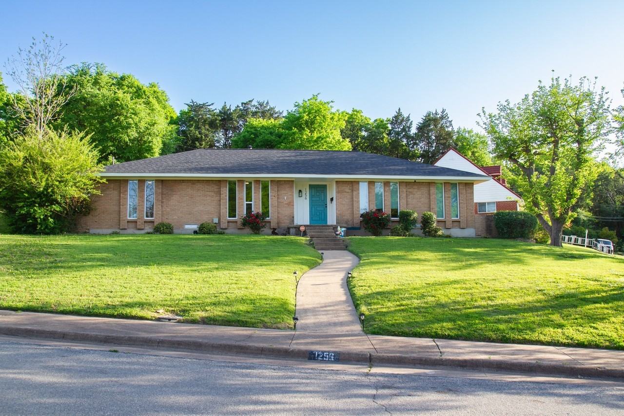1256 Golden Trophy Dr - Photo 2 of 31