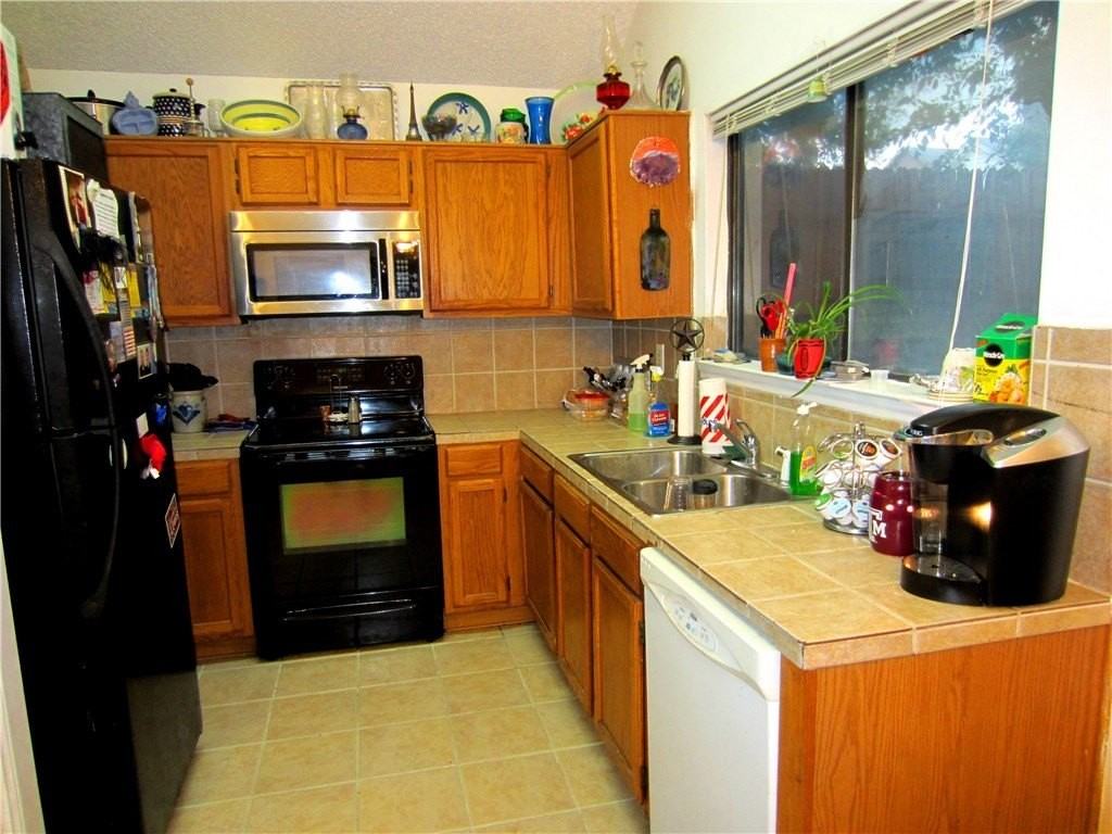 940 Sylvan Creek Dr - Photo 7 of 21