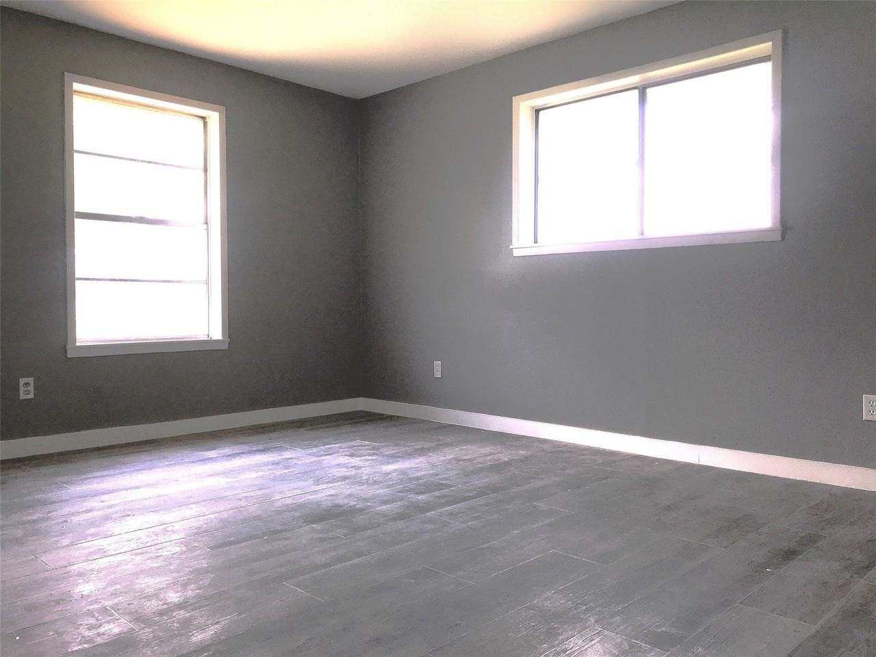 2587 Highway 69 N - Photo 7 of 20