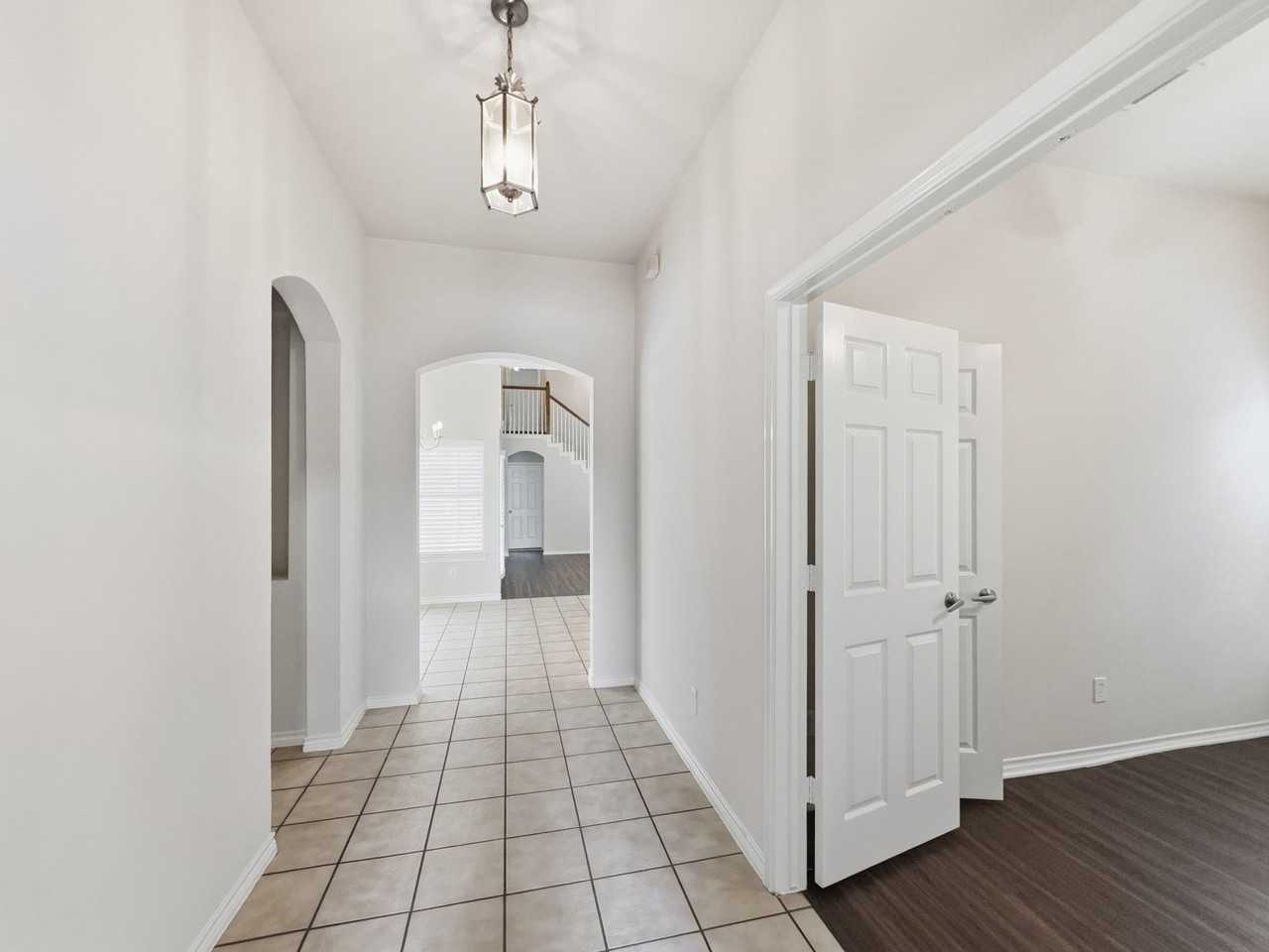 1237 Chattahoochee Dr - Photo 5 of 27