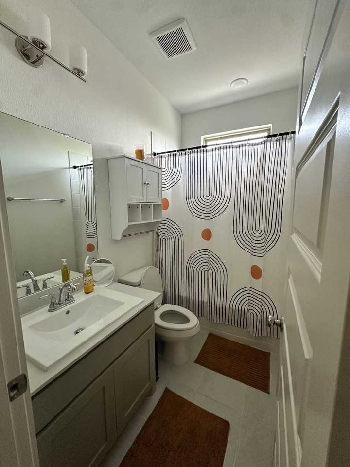 5101 Beechtree Ln - Photo 7 of 33