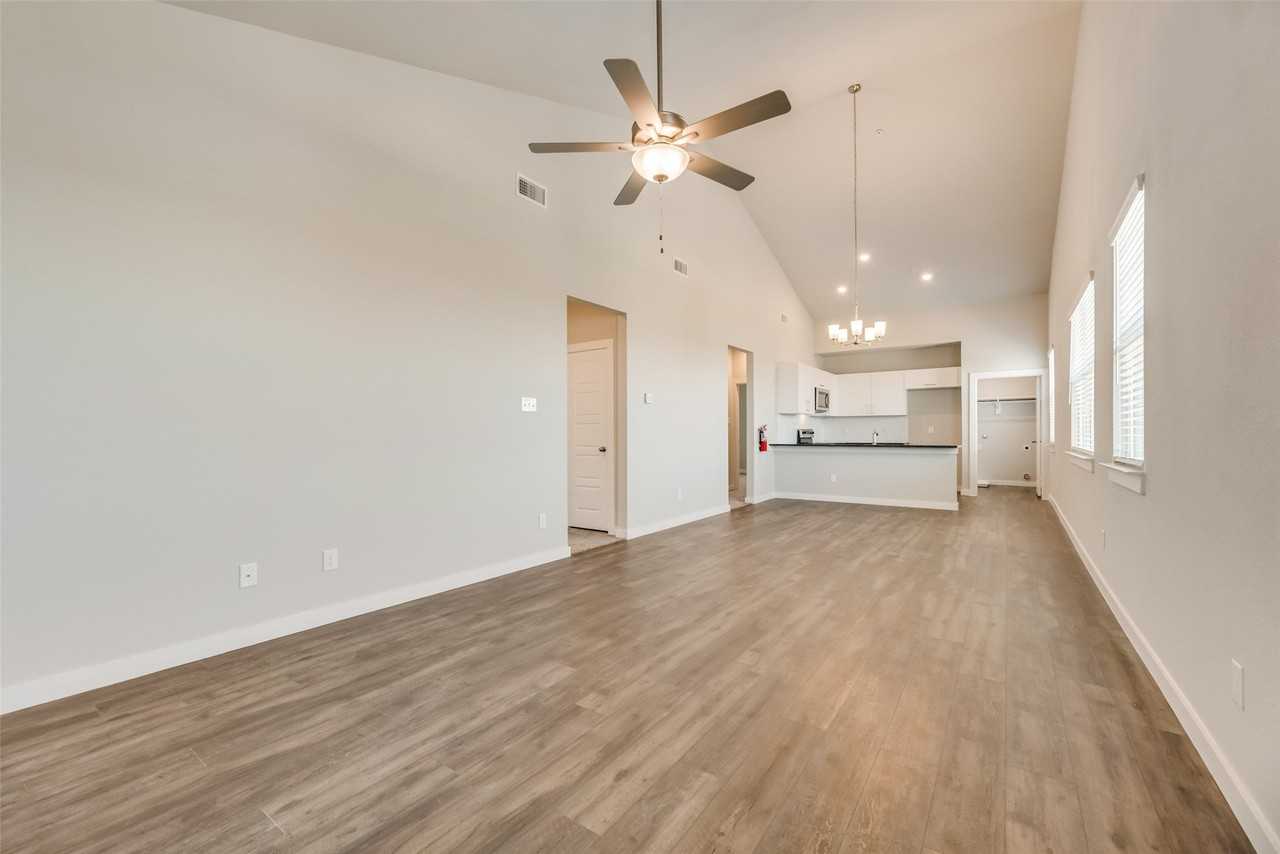 663 Wheatfield Dr - Photo 7 of 20