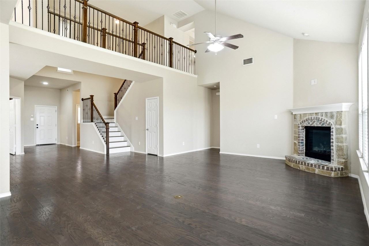1804 Settlement Way - Photo 5 of 18