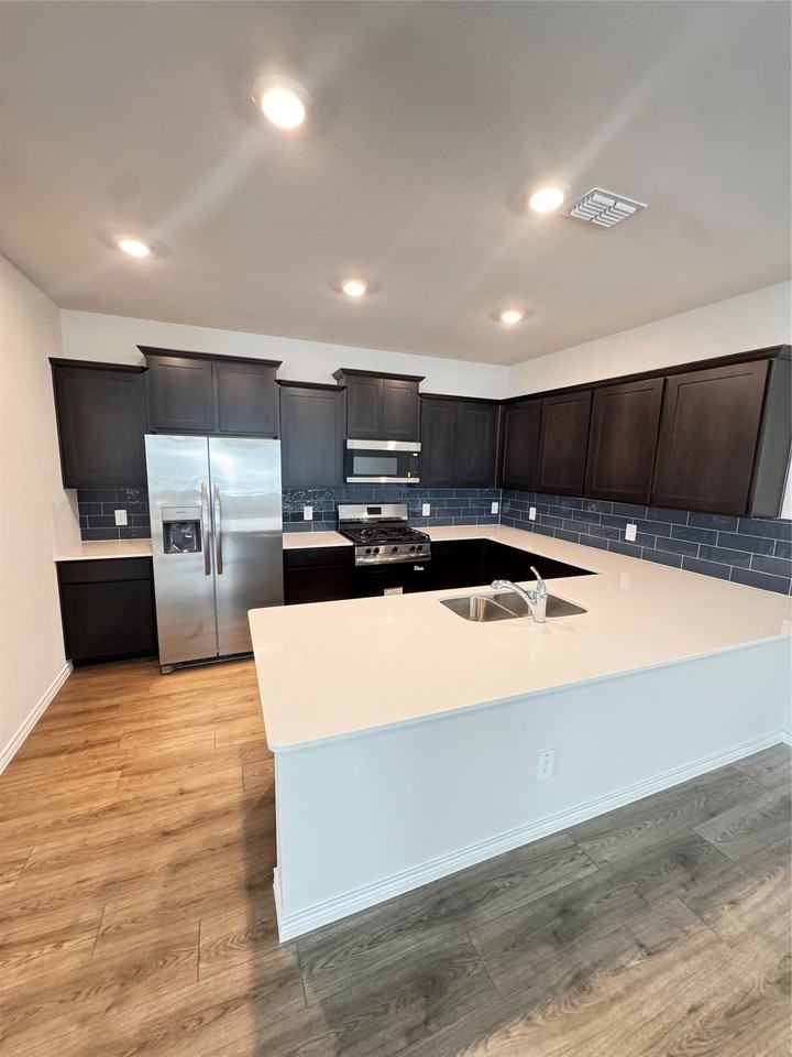 2625 Mexia Ln - Photo 6 of 8