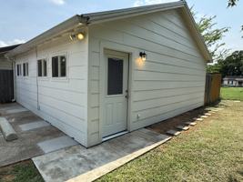 featured image of 320 W 6th St