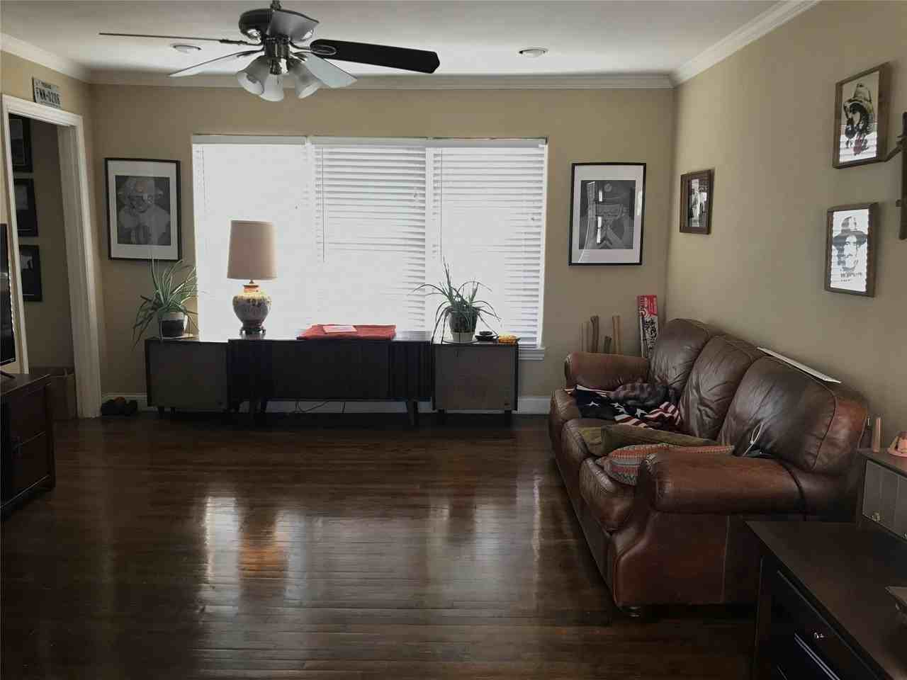 4717 Deere St - Photo 4 of 8