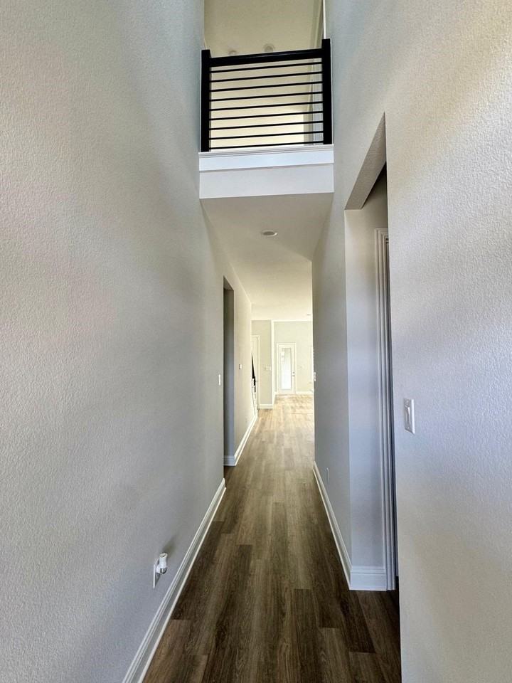 2930 Eleanor Dr - Photo 6 of 34