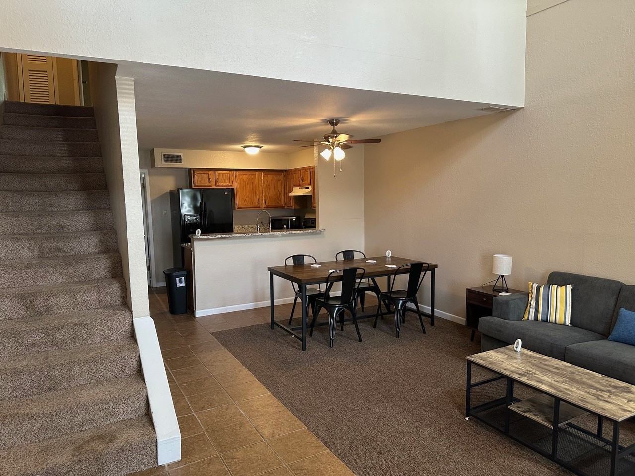 921 Bruce Way - Photo 2 of 13
