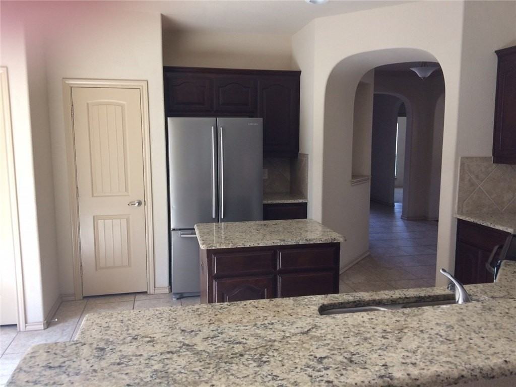 13104 Palancar Dr - Photo 5 of 15