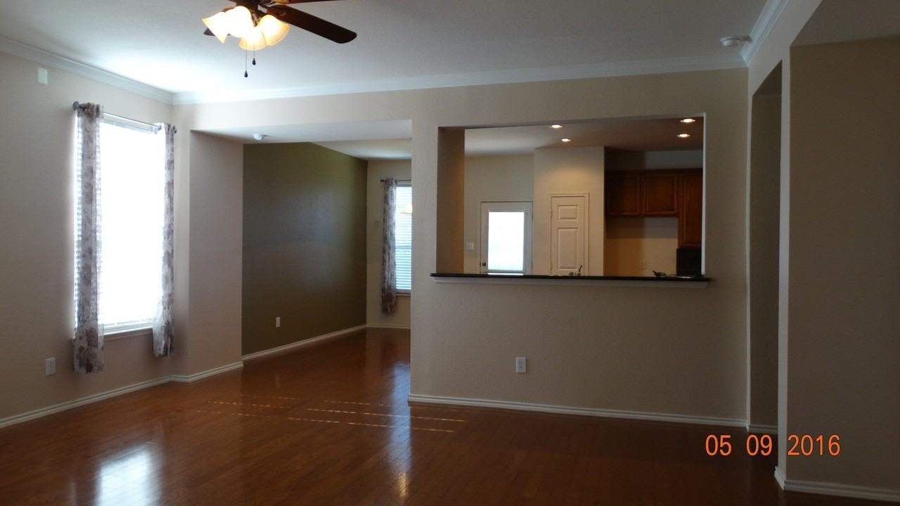 2681 Calmwater Dr - Photo 3 of 26