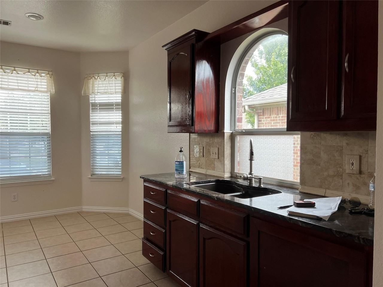 14044 Esperanza Dr - Photo 7 of 14