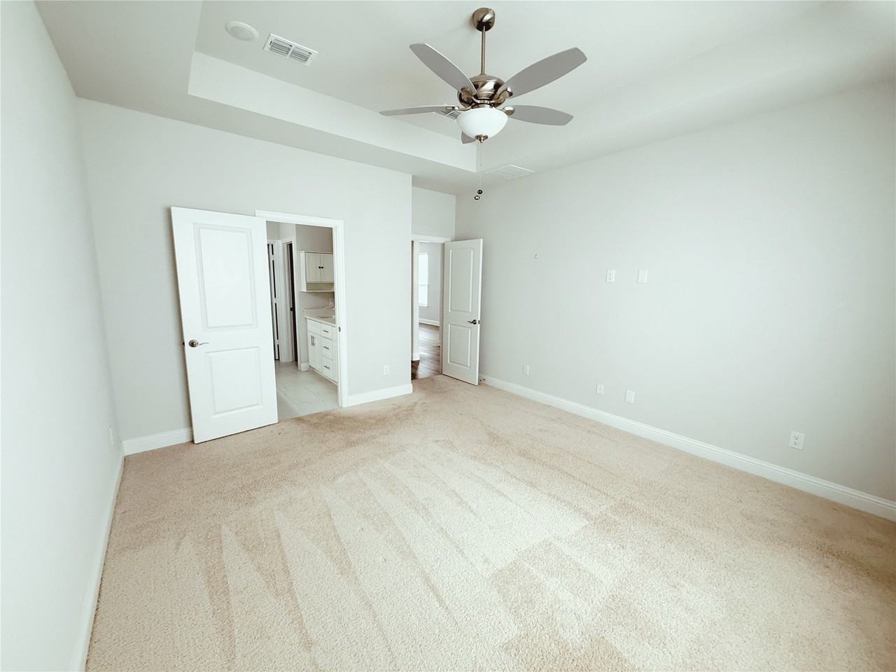 11451 Chepstow Crescent Ct - Photo 4 of 32
