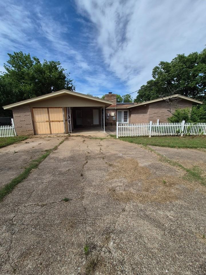 711 Cherry St - Photo 5 of 5