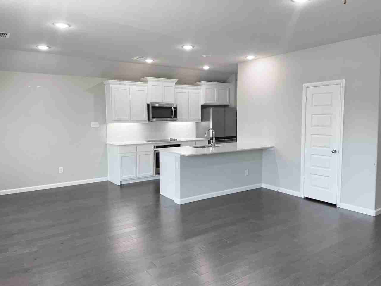 113 Arrow Wood Rd - Photo 6 of 14