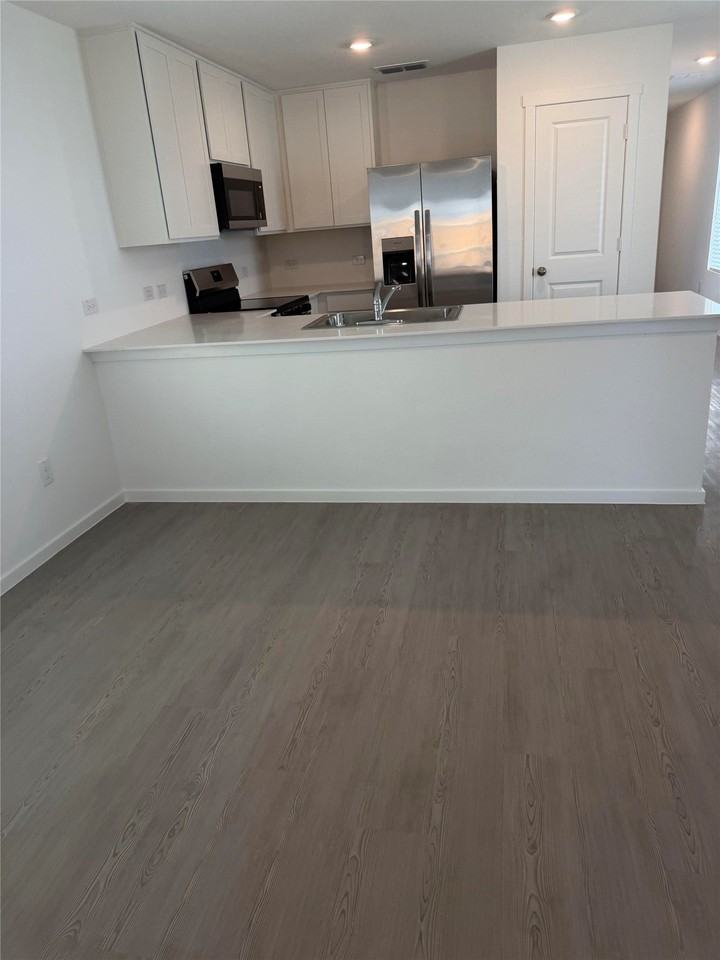 6223 Whimbrel Way - Photo 2 of 7