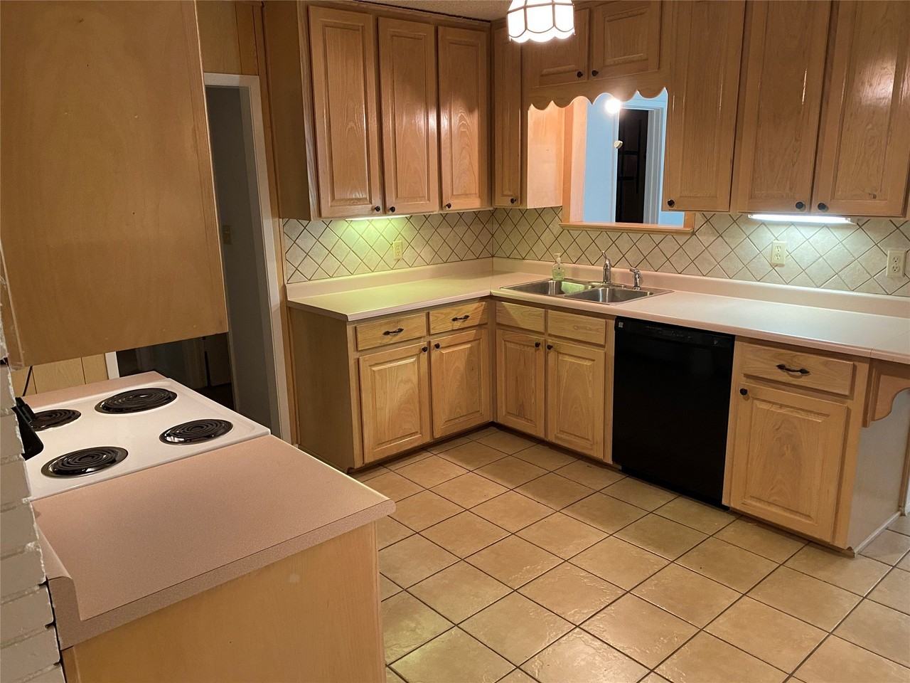 623 Club Oak Dr - Photo 6 of 20