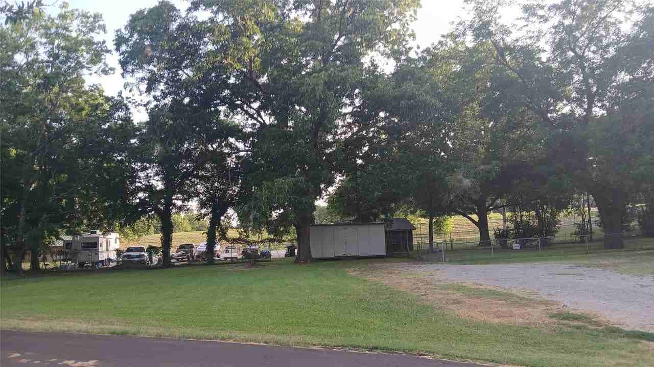 8530 Choctaw Dr - Photo 7 of 17