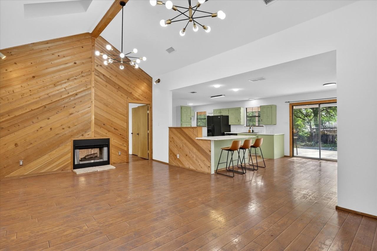9400 Live Oak Ln - Photo 7 of 27