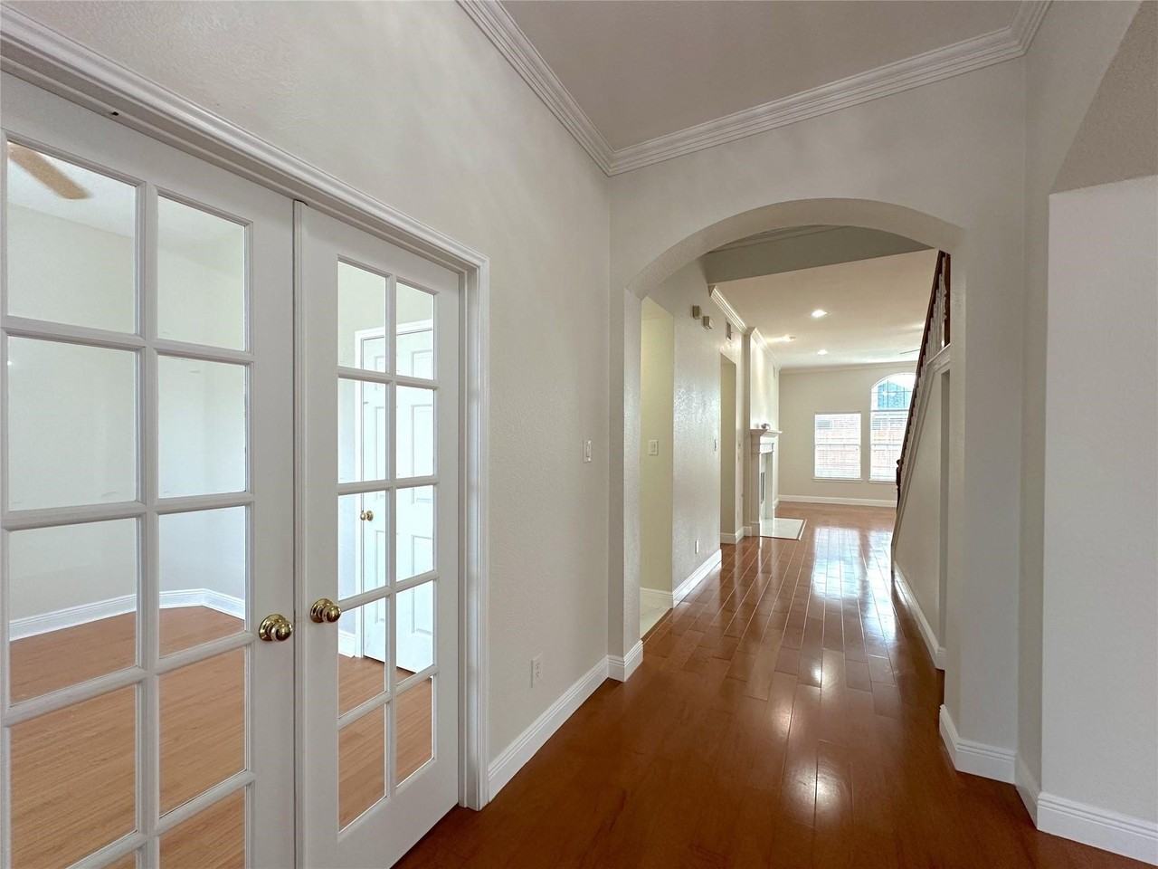 1579 Poets Way - Photo 5 of 34