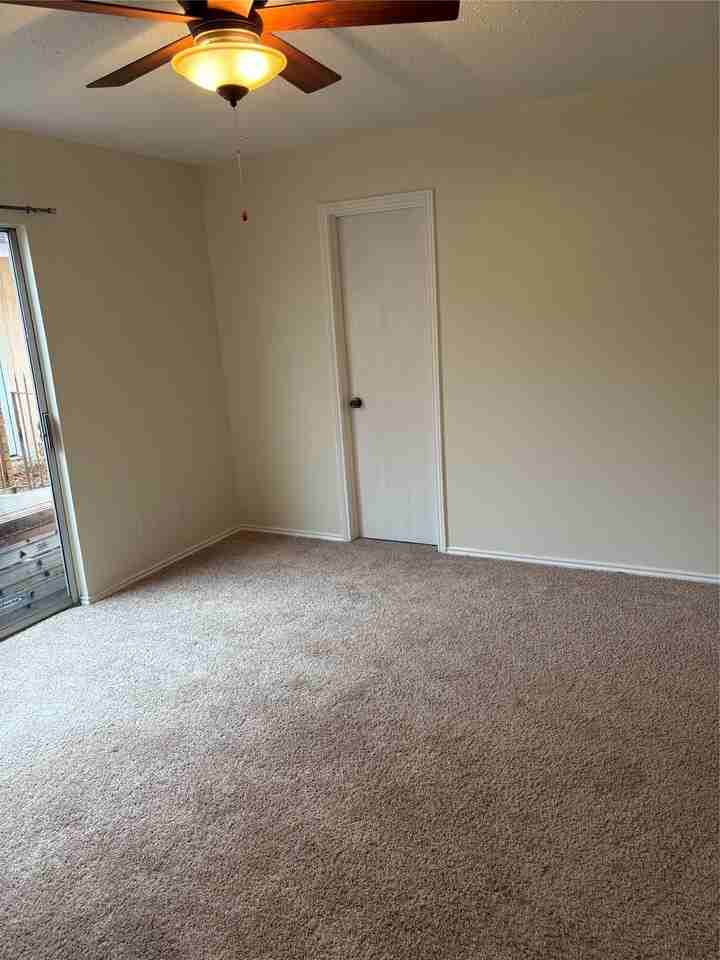 1110 Paluxy Ct - Photo 6 of 11