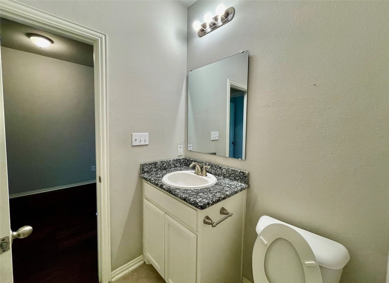 3115 N Hickory St - Photo 6 of 19