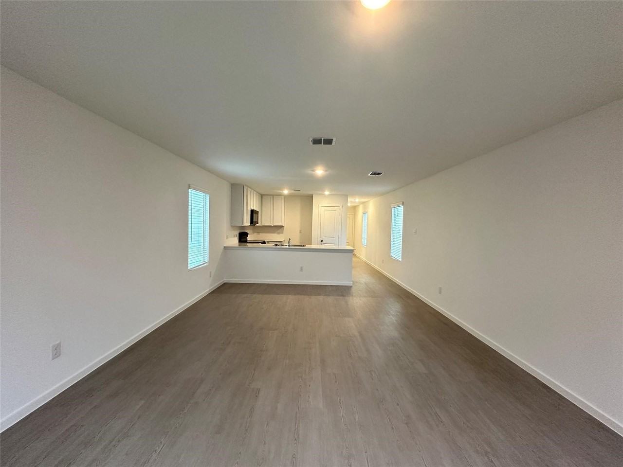 924 Sandhill Crane Ln - Photo 2 of 16