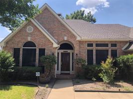featured image of 2685 Hillside Dr