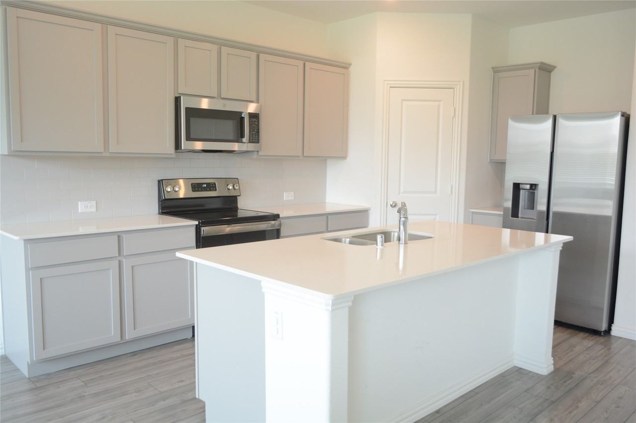 11612 Silver Queen Dr - Photo 5 of 20
