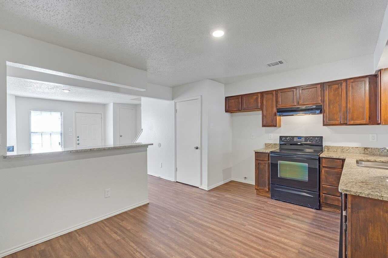 210 Rolston Rd #1 - Photo 5 of 16