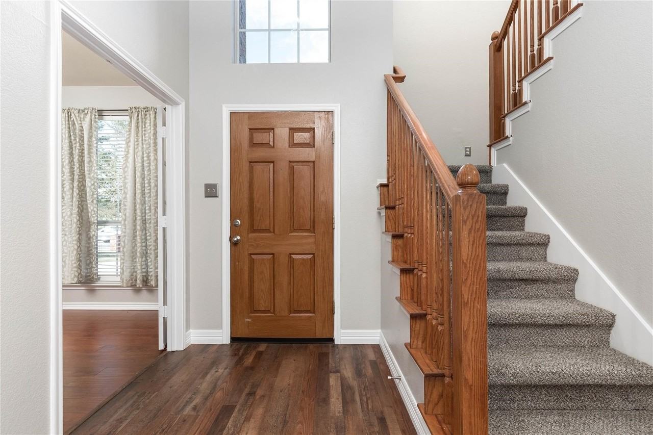 15507 Appaloosa Dr - Photo 3 of 26