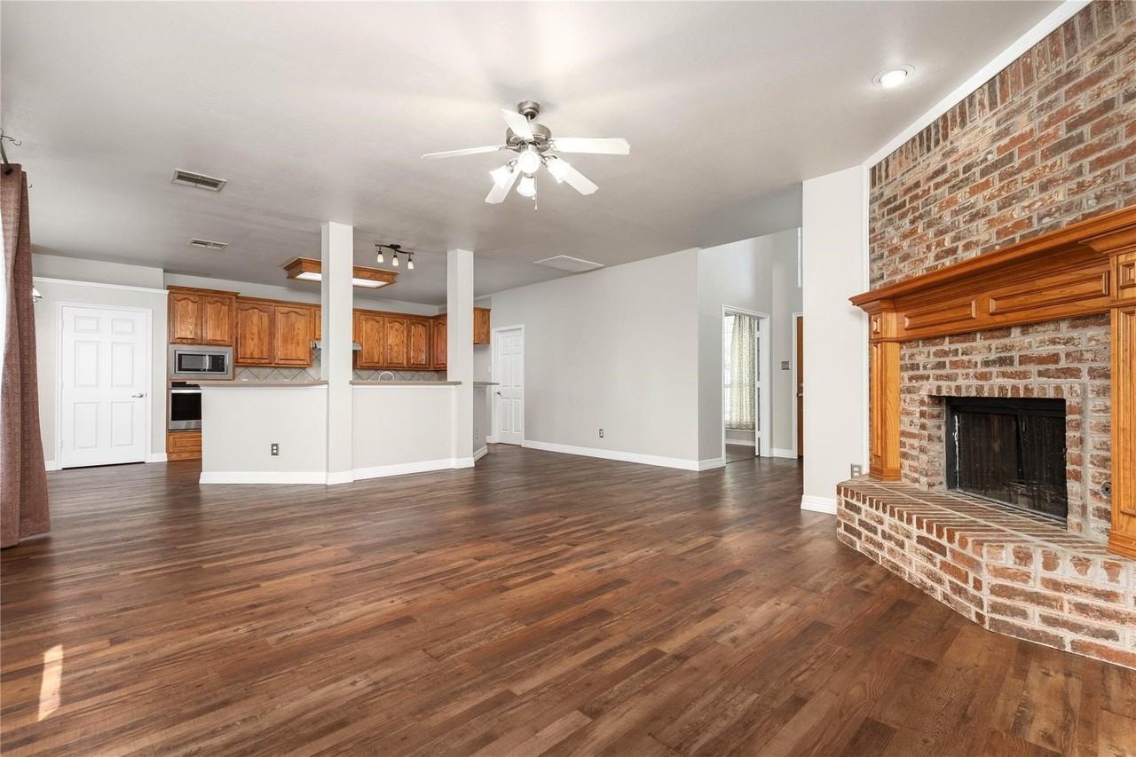 15507 Appaloosa Dr - Photo 7 of 26