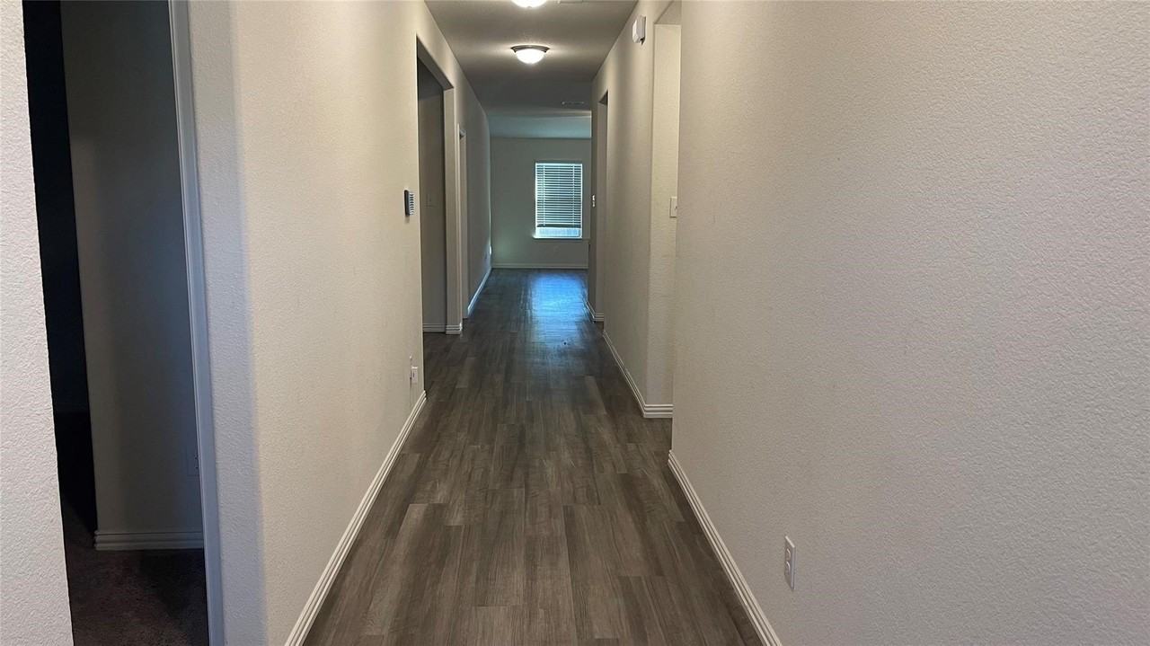 1308 Renoir Dr - Photo 3 of 29