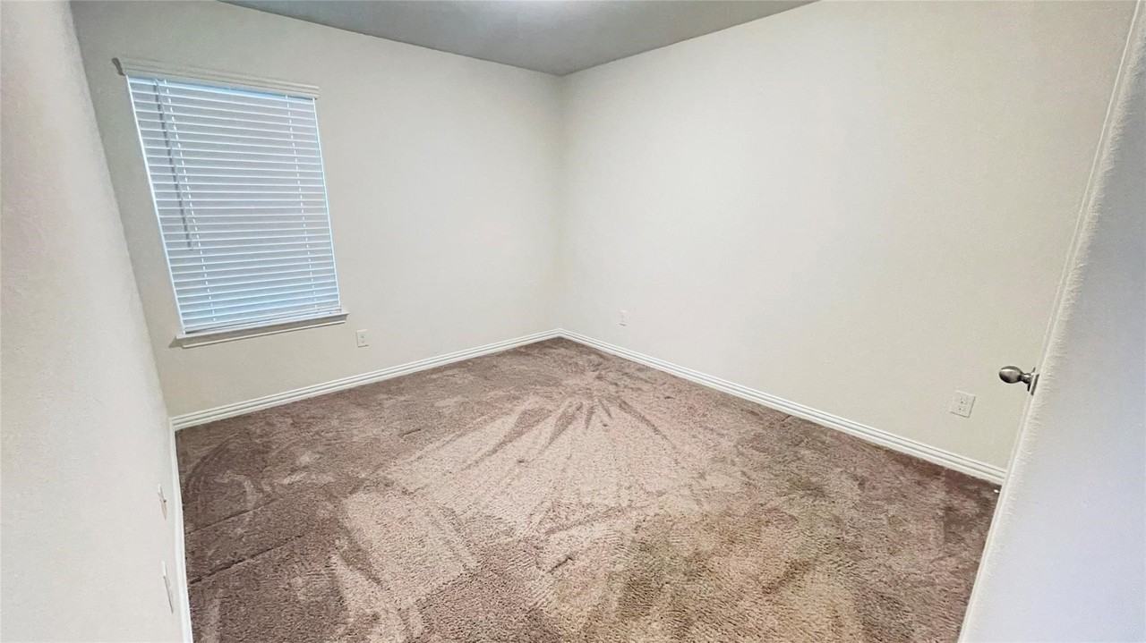 1308 Renoir Dr - Photo 7 of 29