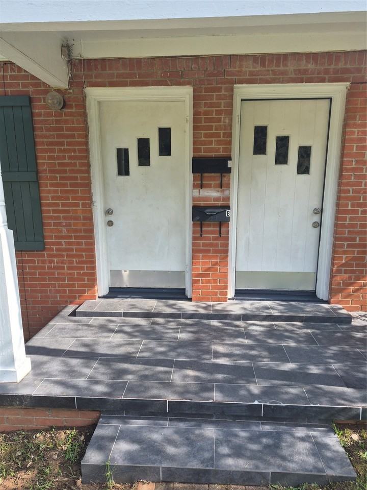 305 Shawnee Trl #A - Photo 6 of 11