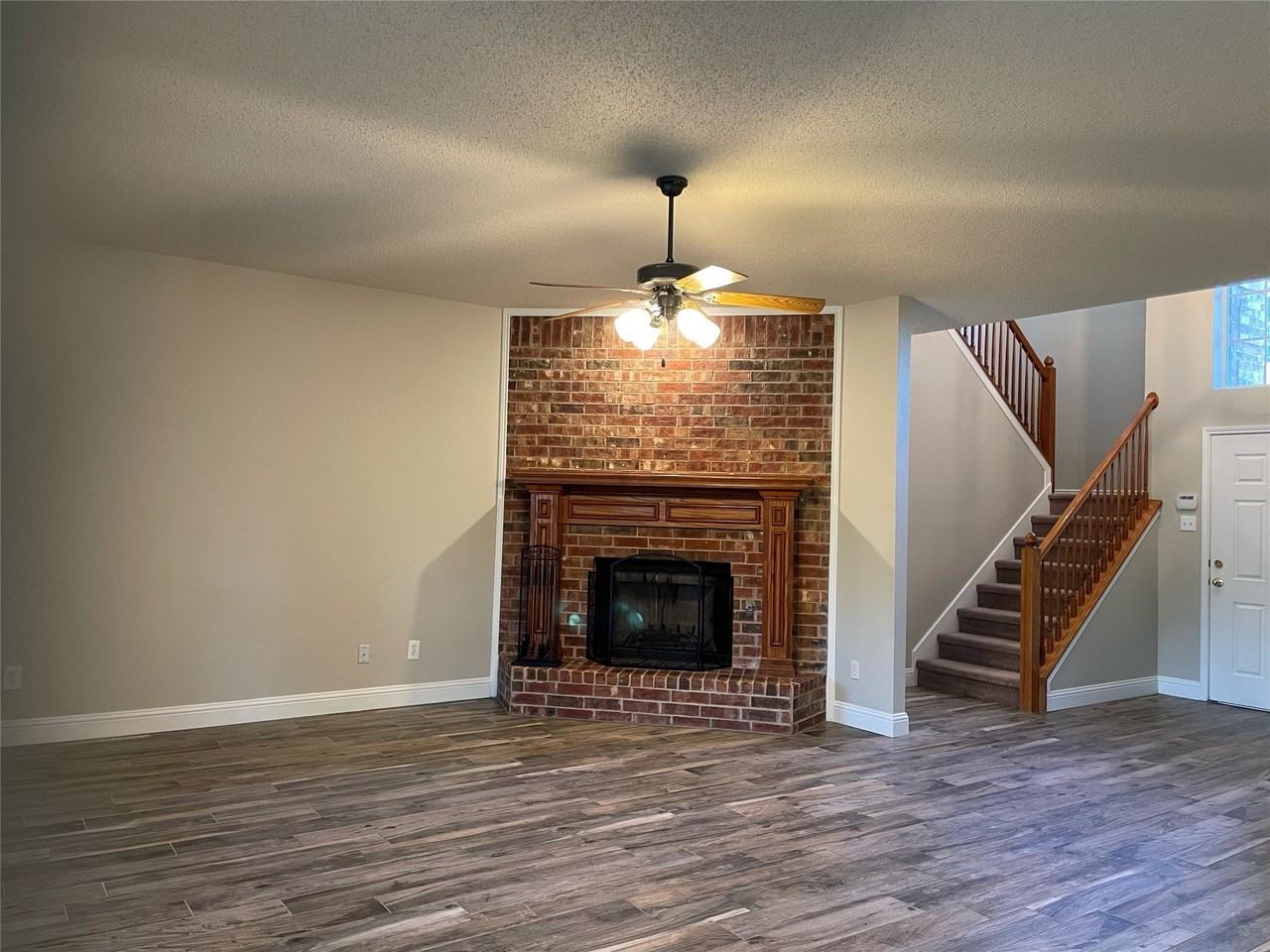 1614 Timber Brook Dr - Photo 5 of 24