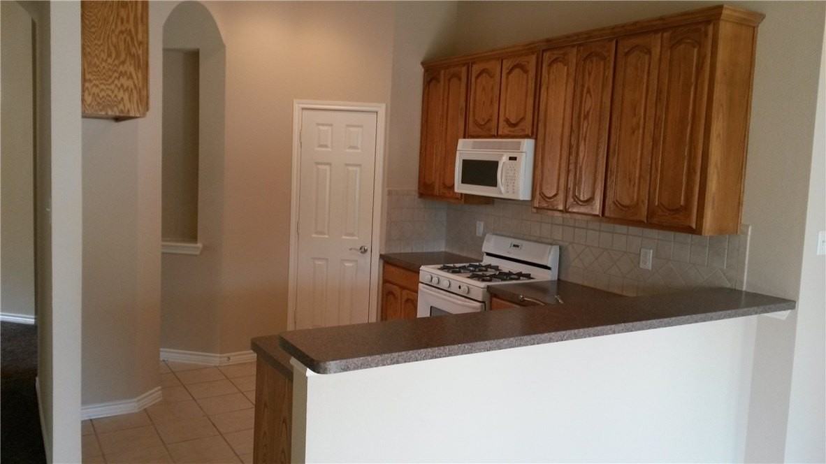 11421 Aspen Creek Dr - Photo 3 of 19