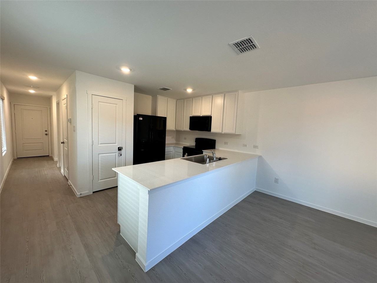 829 Sandhill Crane Ln - Photo 3 of 16