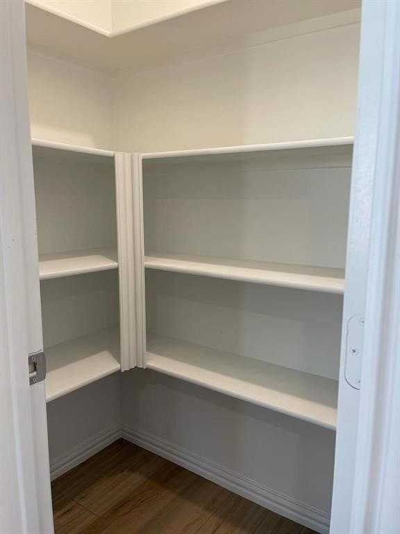 1115 Mahogany Ln - Photo 5 of 22